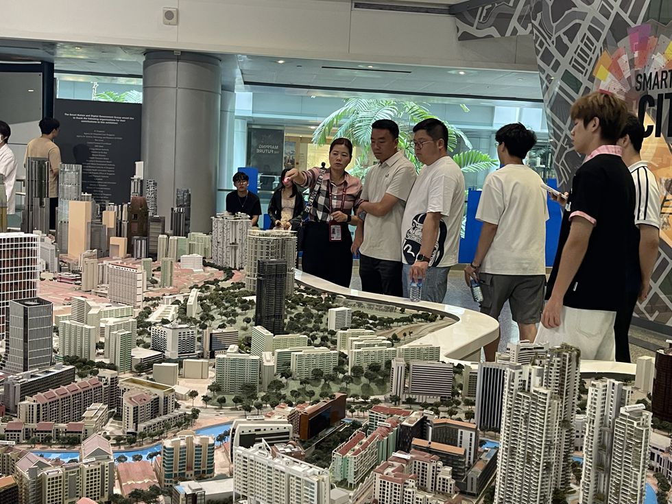 “研学新加坡,AI 与人文共赴”——学院组织开展新加坡研学活动